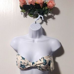 Agua Bendita 4-6 Sea shell tie back bikini top